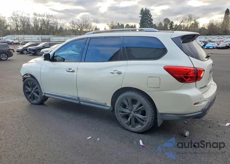 2017 Nissan Pathfinder S z USA, uszkodzony, nr VIN 5N1DR2MM3HC633355